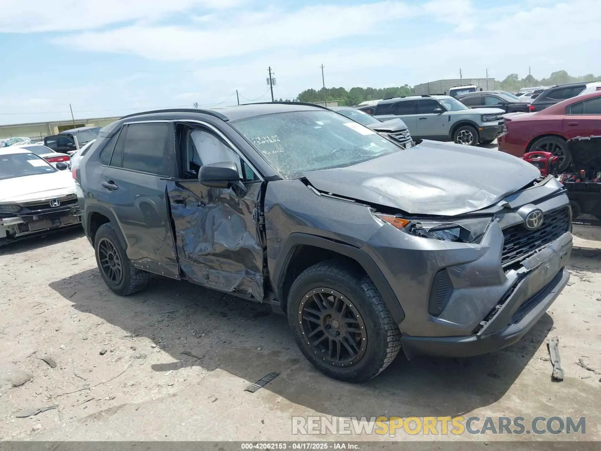 1 Фотография поврежденного автомобиля 2T3H1RFV3MC112317 TOYOTA RAV4 2021