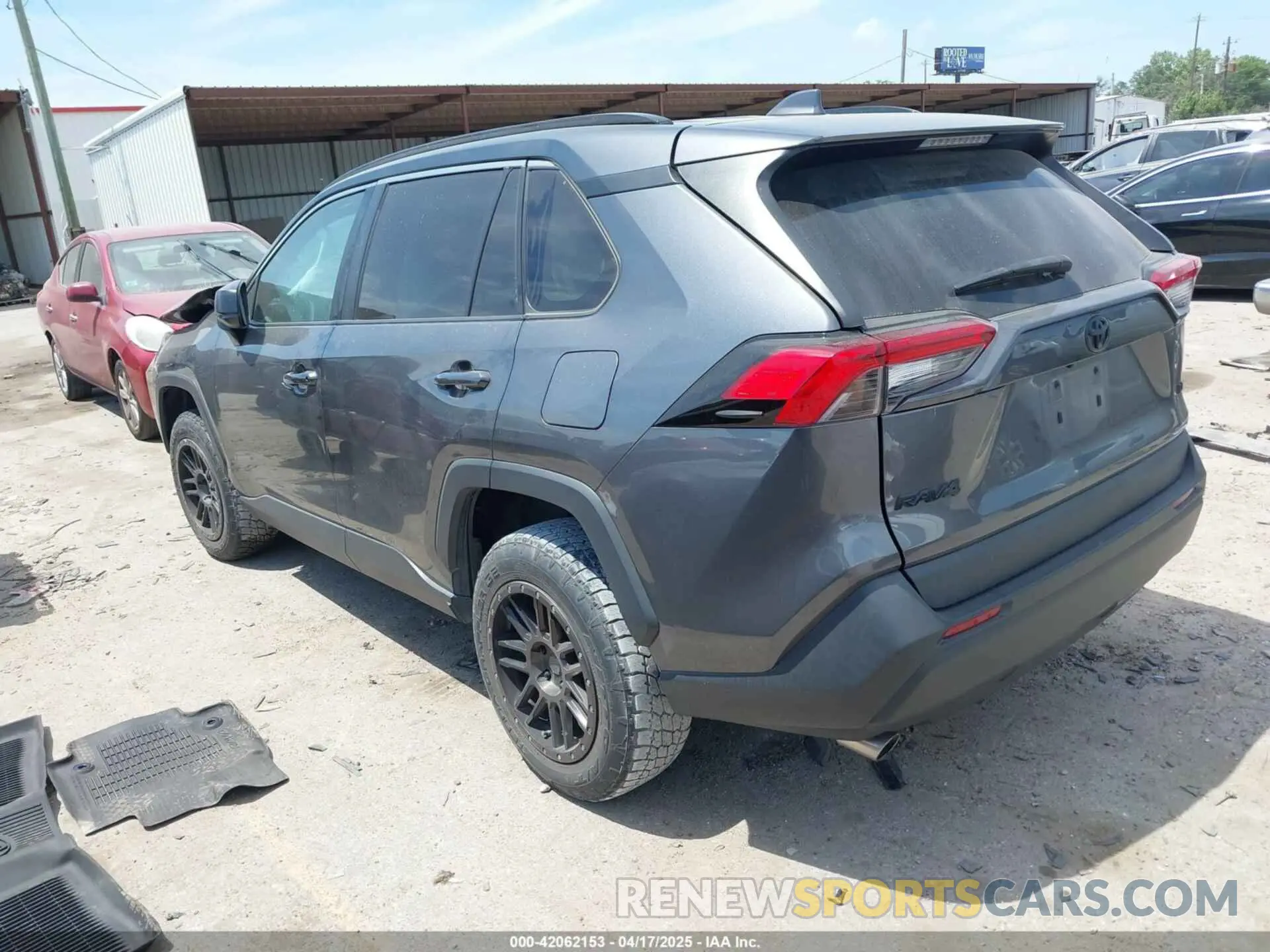 3 Фотография поврежденного автомобиля 2T3H1RFV3MC112317 TOYOTA RAV4 2021