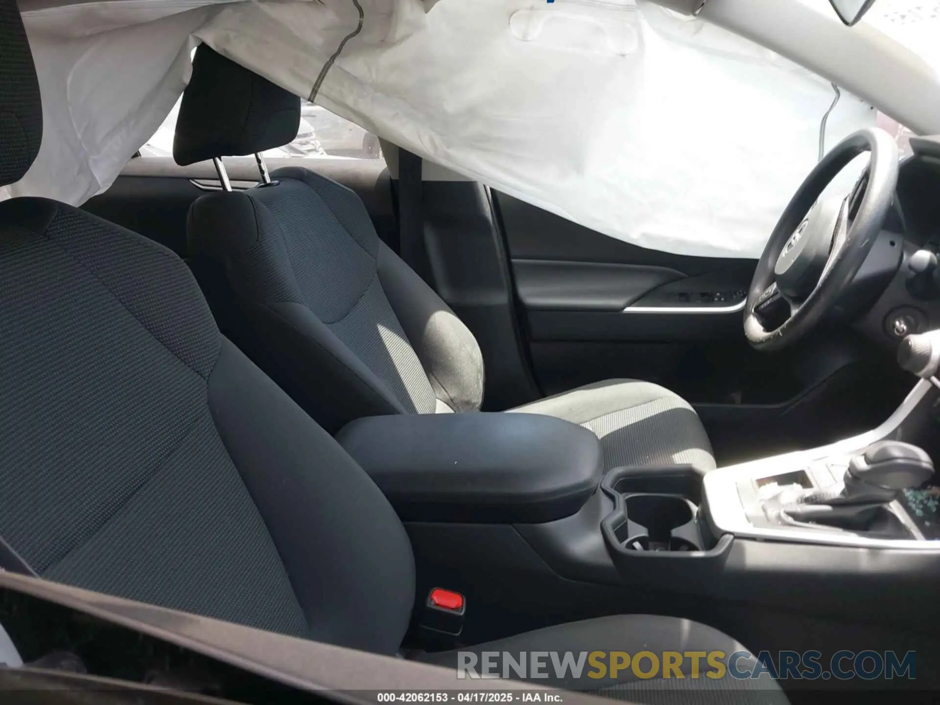 5 Фотография поврежденного автомобиля 2T3H1RFV3MC112317 TOYOTA RAV4 2021
