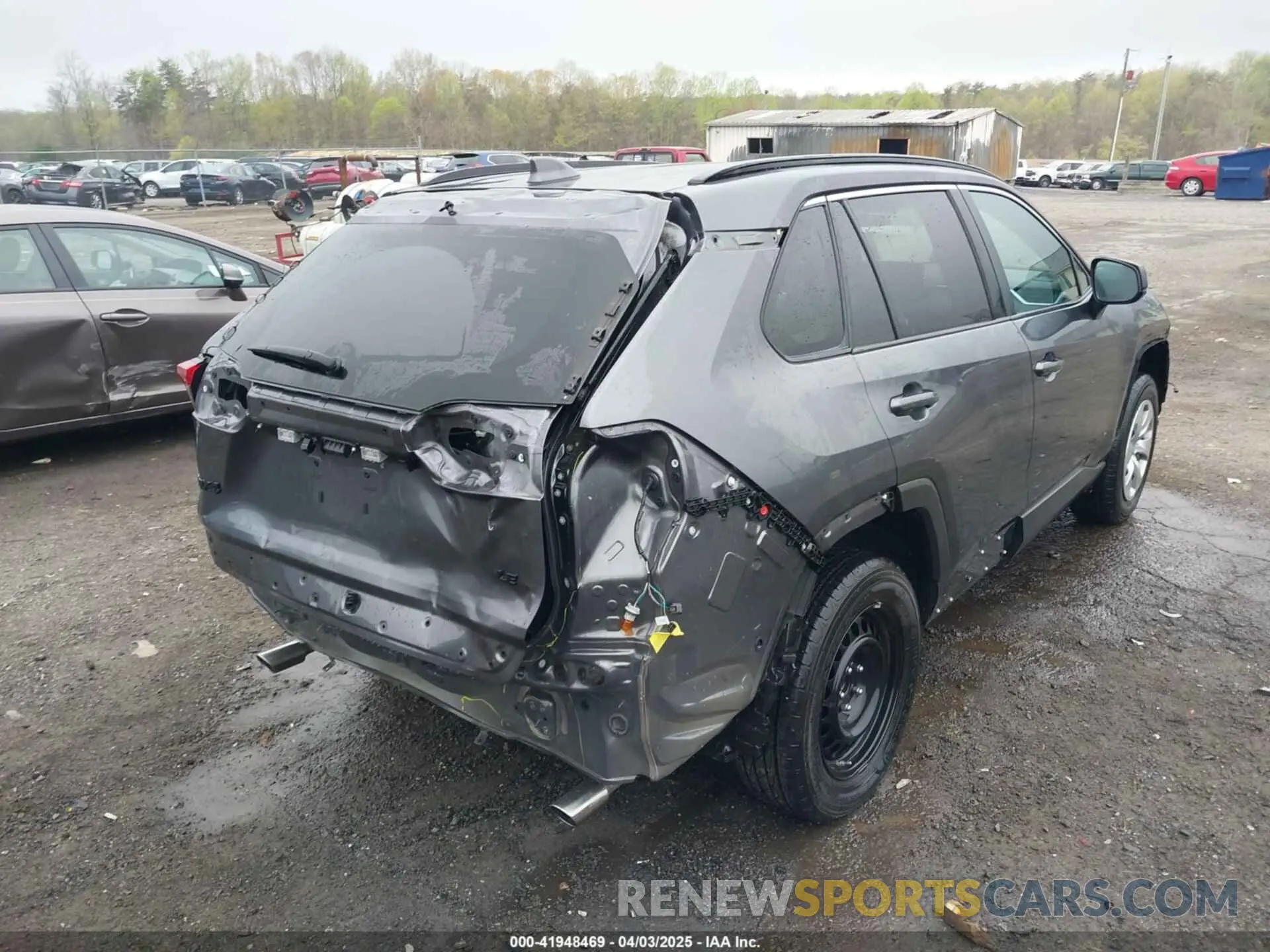 19 Photograph of a damaged car 2T3H1RFV3MC136570 TOYOTA RAV4 2021