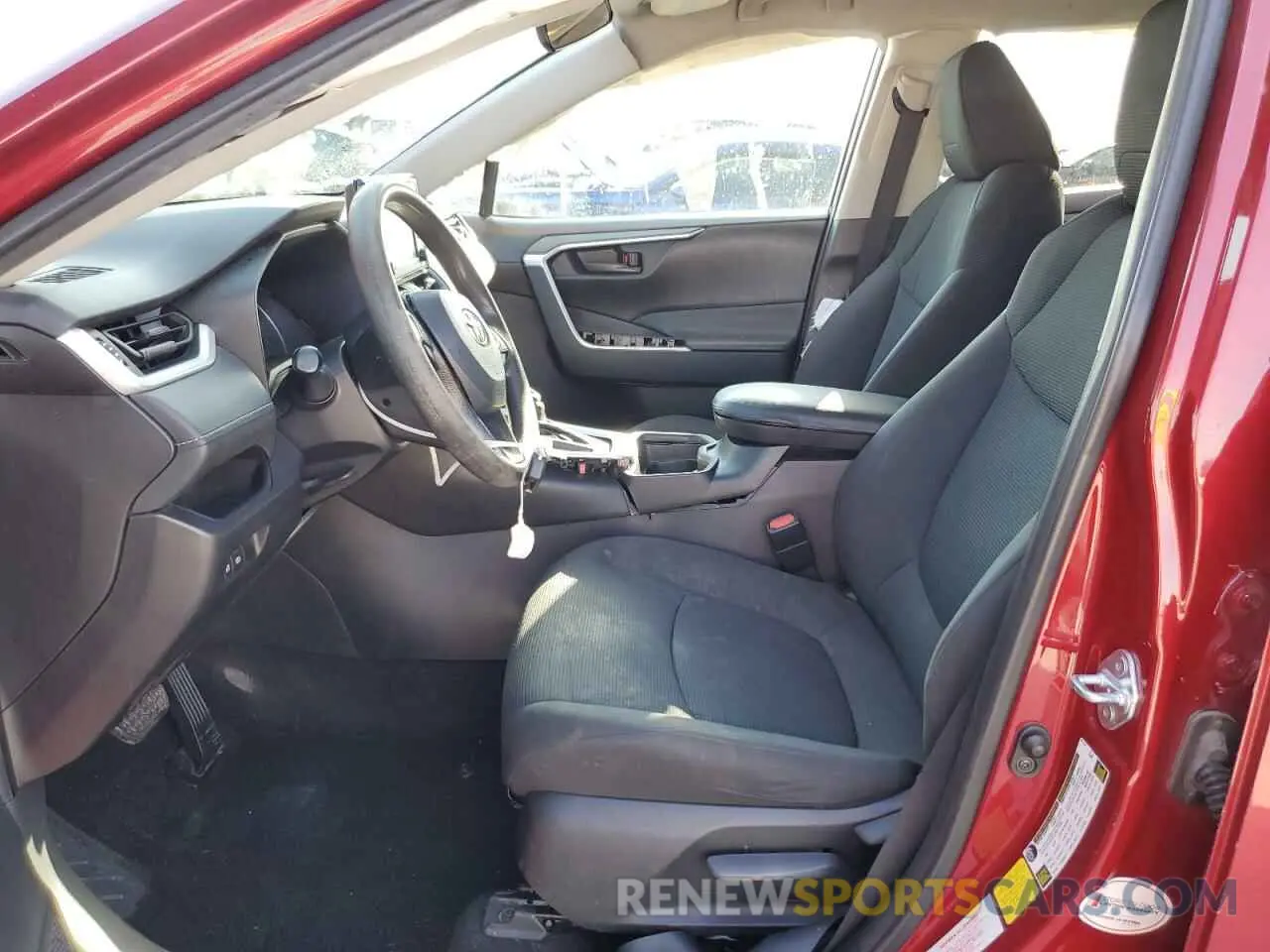 7 Фотография поврежденного автомобиля 2T3H1RFV3MW136549 TOYOTA RAV4 2021