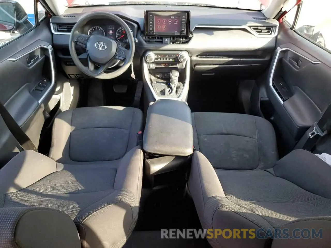 8 Фотография поврежденного автомобиля 2T3H1RFV3MW136549 TOYOTA RAV4 2021