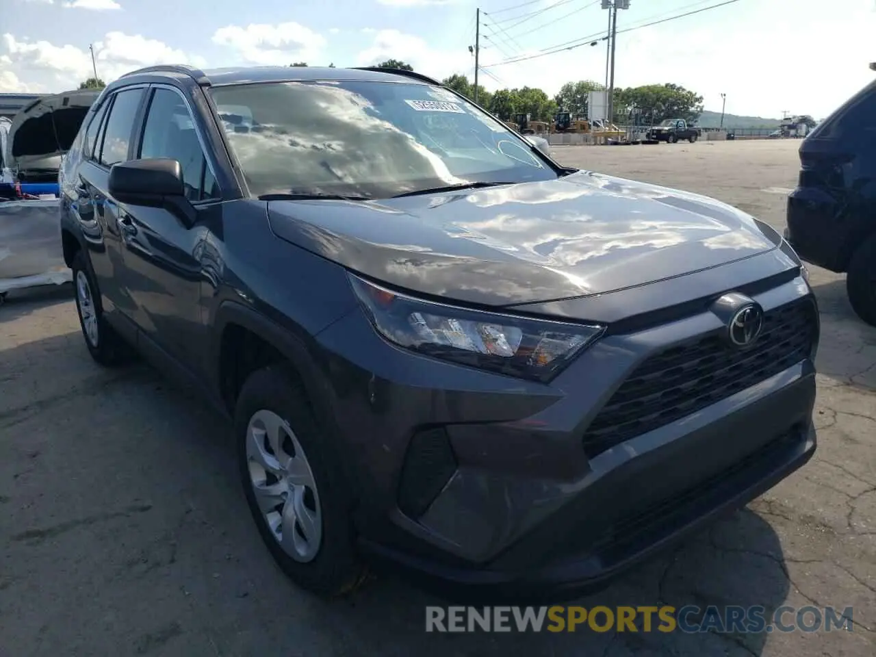 1 Photograph of a damaged car 2T3H1RFV3MW143596 TOYOTA RAV4 2021