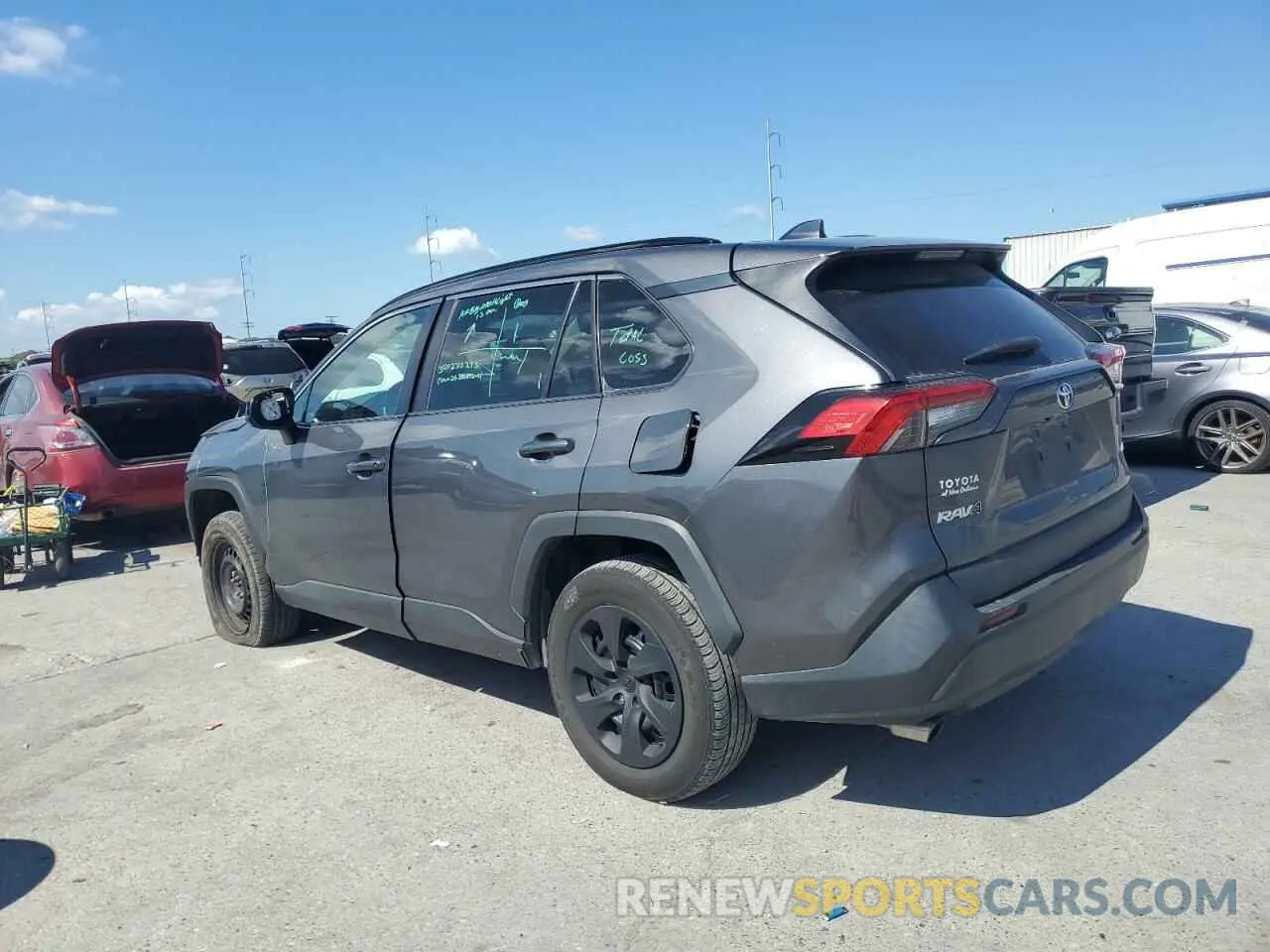 2 Фотография поврежденного автомобиля 2T3H1RFV3MW150242 TOYOTA RAV4 2021