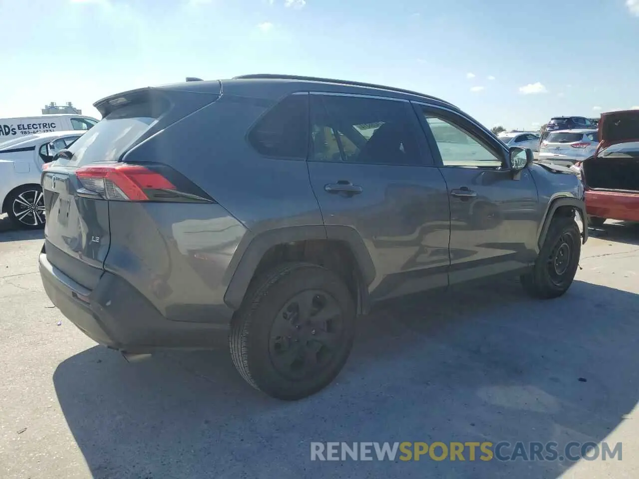 3 Фотография поврежденного автомобиля 2T3H1RFV3MW150242 TOYOTA RAV4 2021