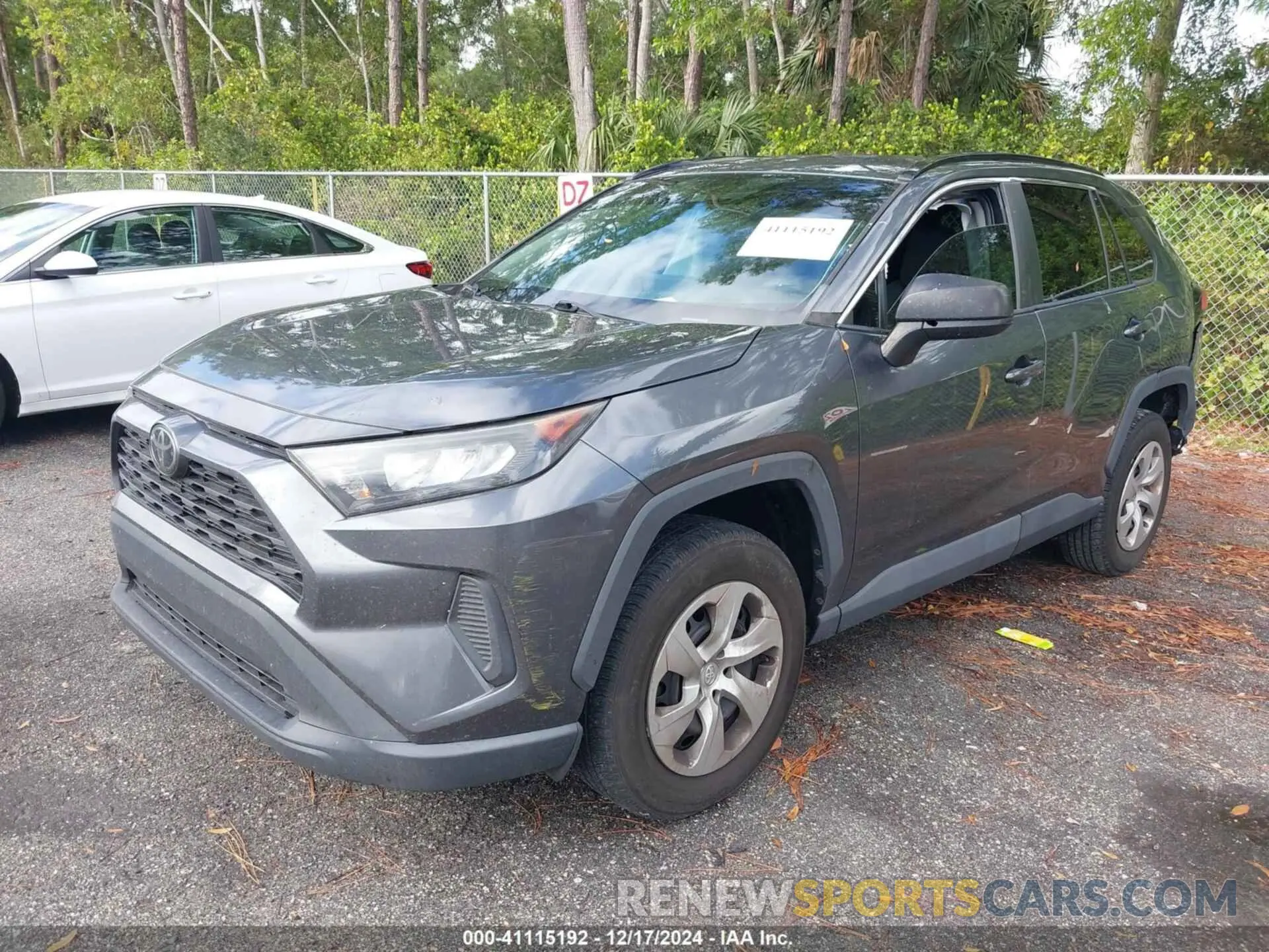 2 Photograph of a damaged car 2T3H1RFV4MC099612 TOYOTA RAV4 2021