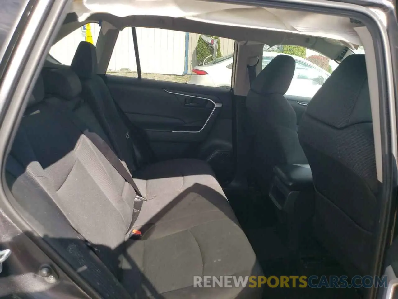 11 Фотография поврежденного автомобиля 2T3H1RFV4MC113931 TOYOTA RAV4 2021