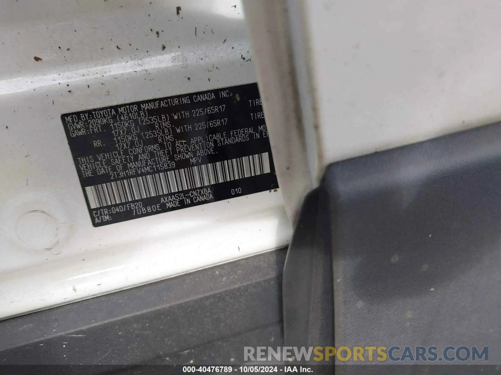 9 Photograph of a damaged car 2T3H1RFV4MC115839 TOYOTA RAV4 2021