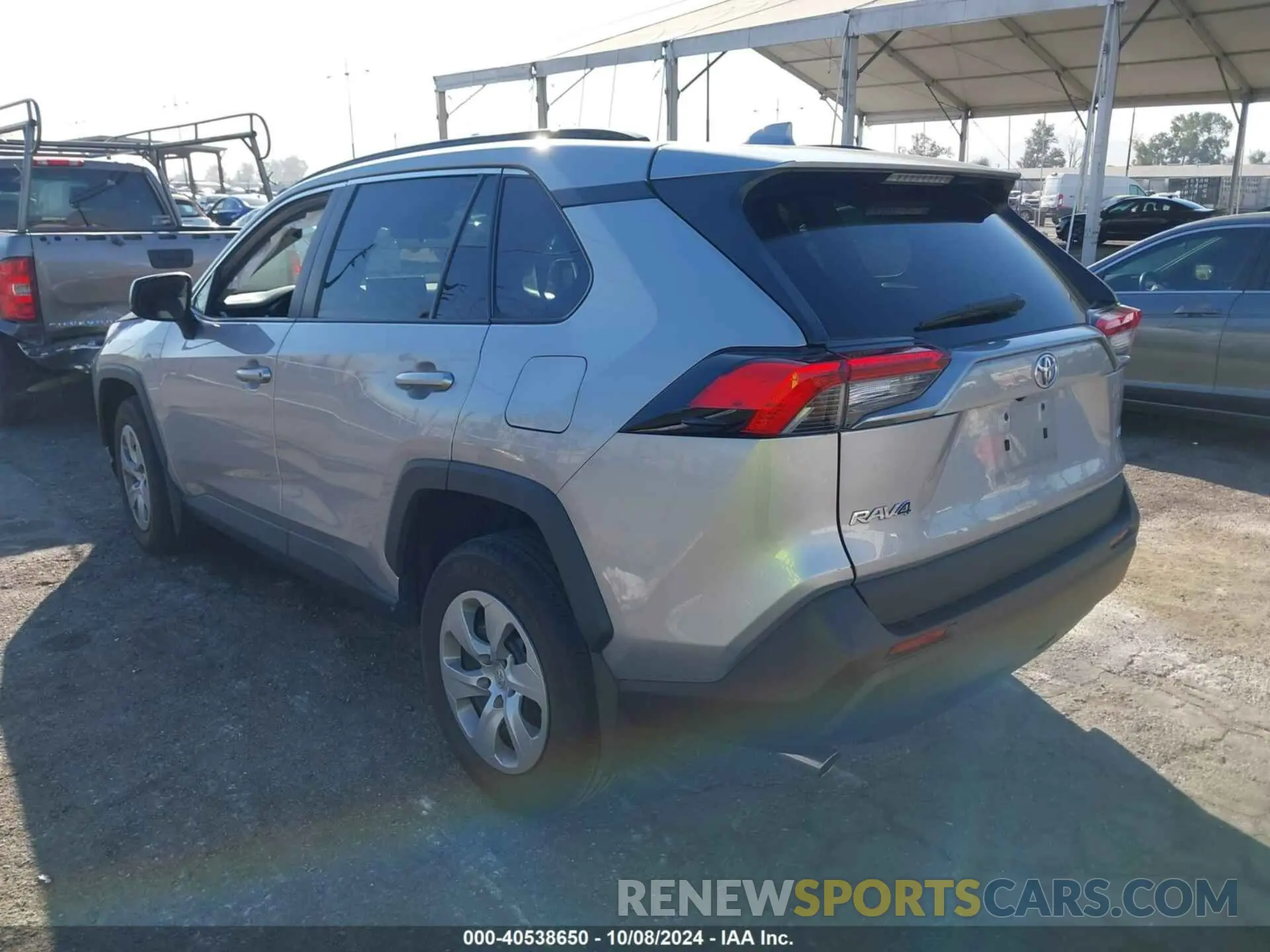 3 Фотография поврежденного автомобиля 2T3H1RFV4MC129126 TOYOTA RAV4 2021