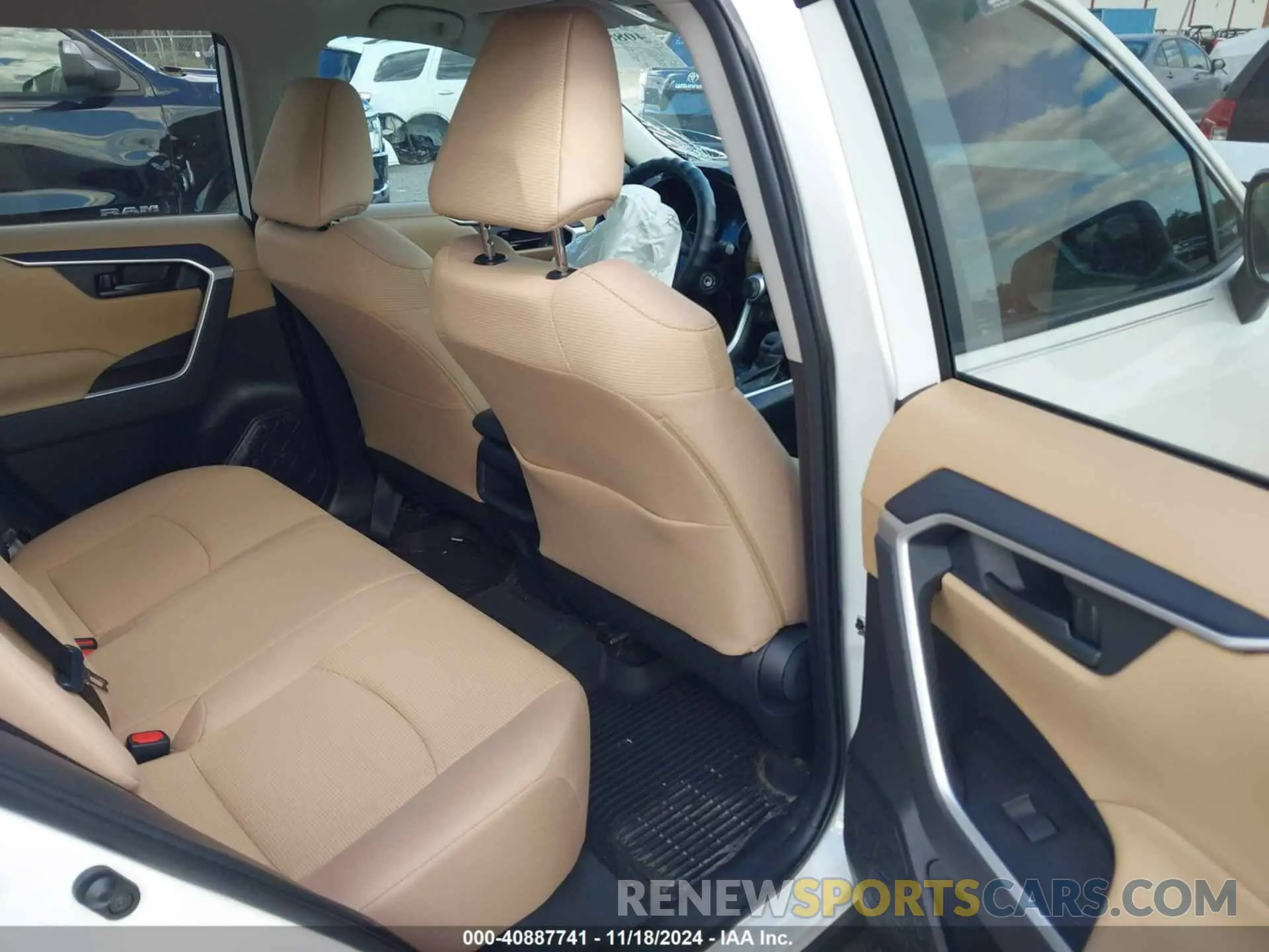8 Фотография поврежденного автомобиля 2T3H1RFV4MC154575 TOYOTA RAV4 2021