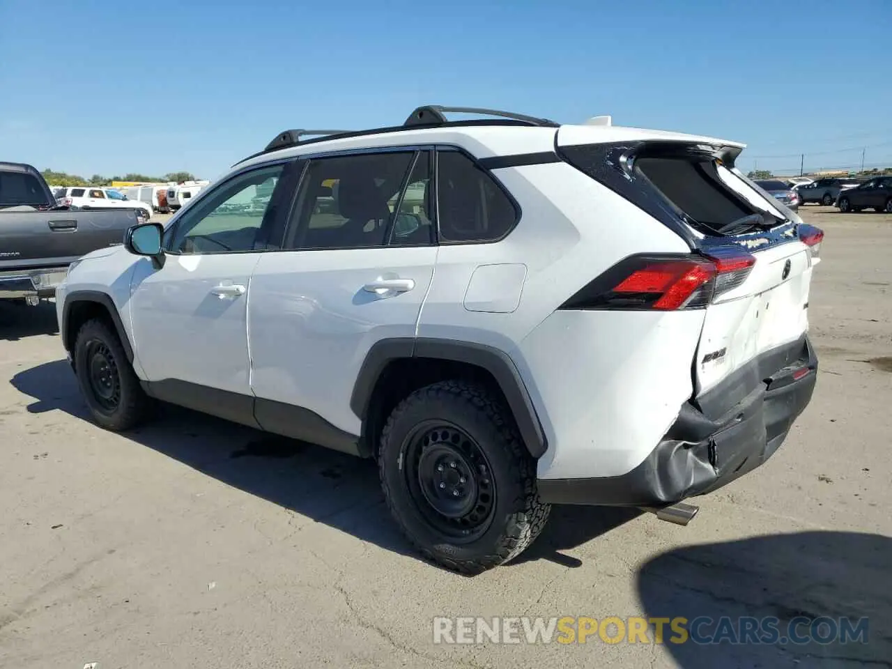 2 Photograph of a damaged car 2T3H1RFV4MW122174 TOYOTA RAV4 2021