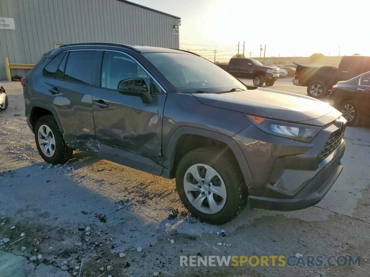 4 Фотография поврежденного автомобиля 2T3H1RFV4MW144630 TOYOTA RAV4 2021