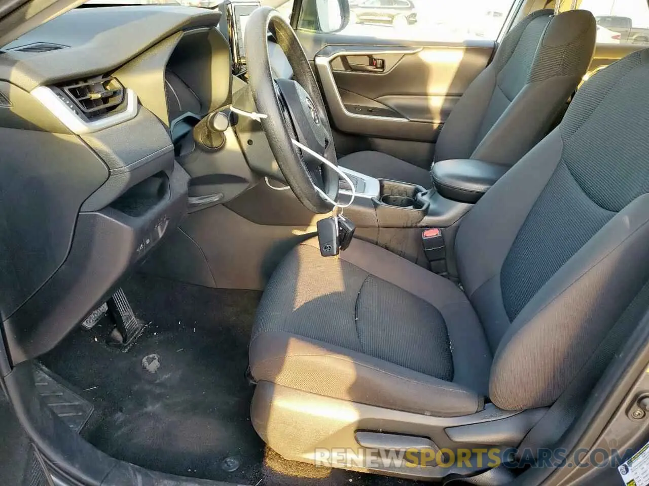 7 Фотография поврежденного автомобиля 2T3H1RFV4MW144630 TOYOTA RAV4 2021