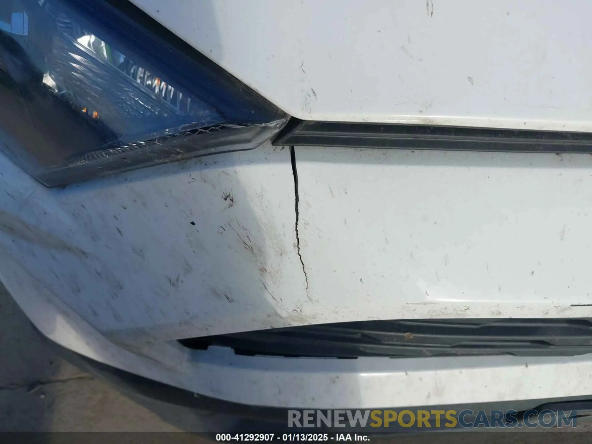 18 Photograph of a damaged car 2T3H1RFV5MC114702 TOYOTA RAV4 2021