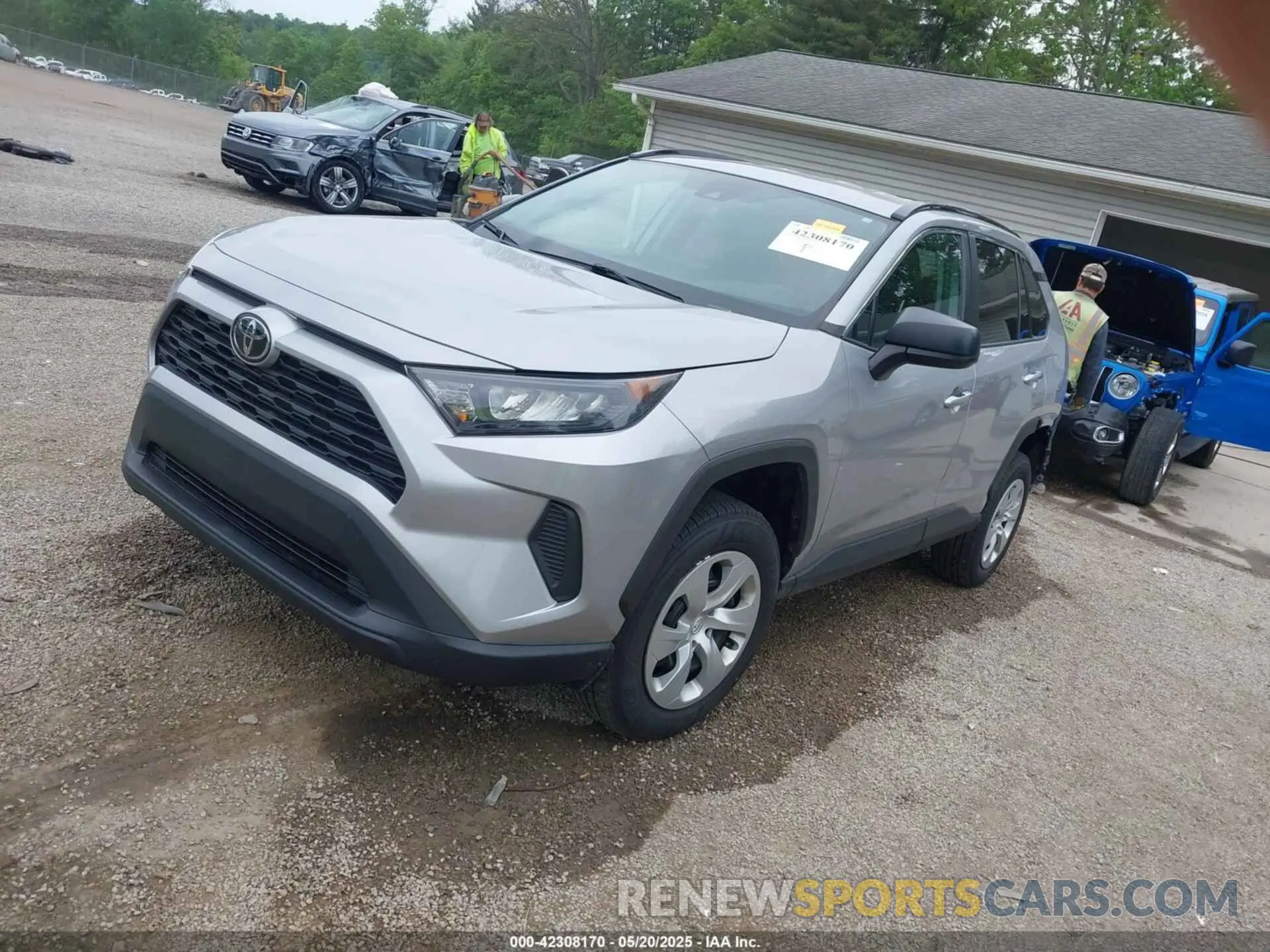 2 Photograph of a damaged car 2T3H1RFV5MW180990 TOYOTA RAV4 2021