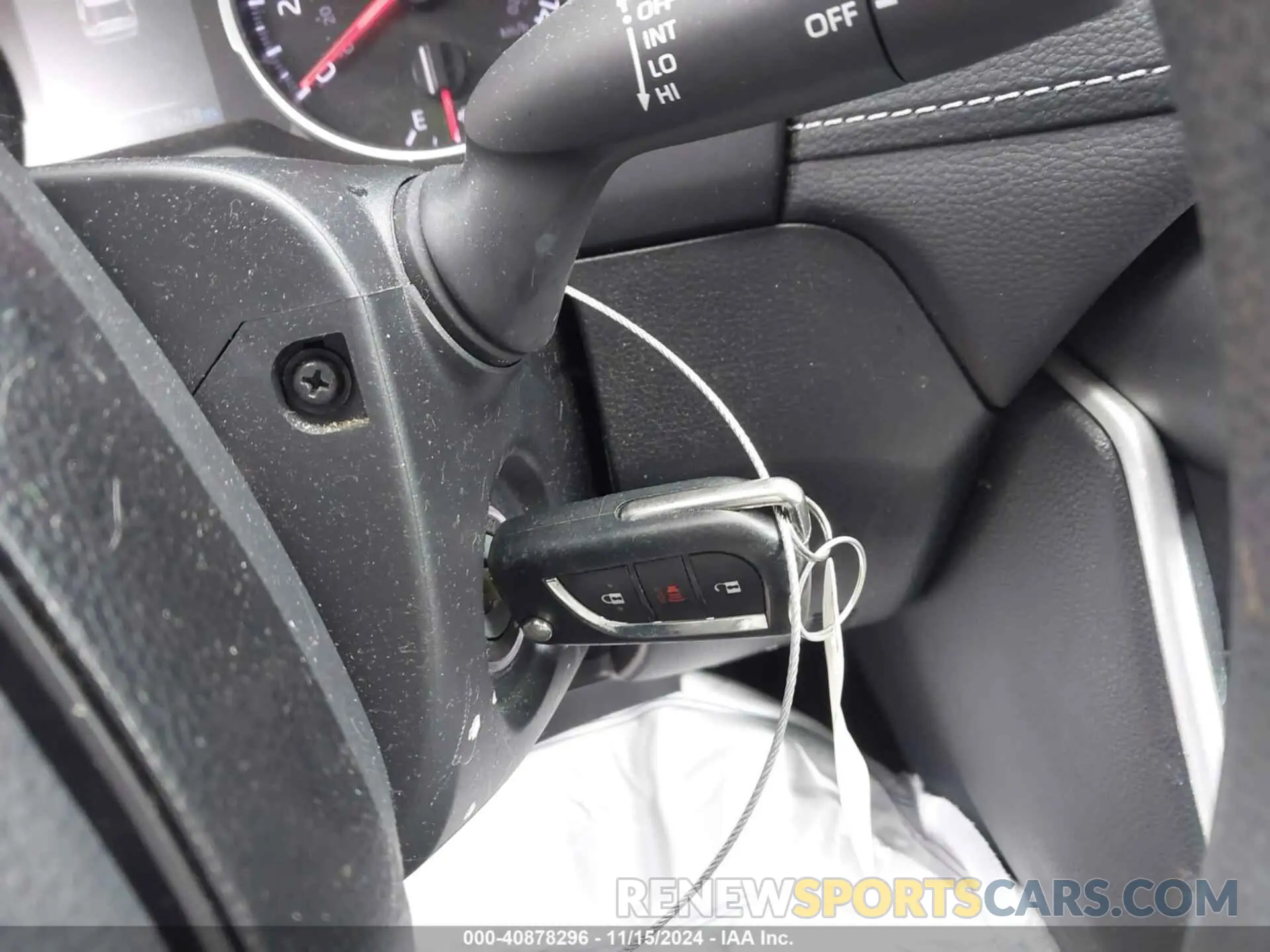 11 Photograph of a damaged car 2T3H1RFV6MC103658 TOYOTA RAV4 2021