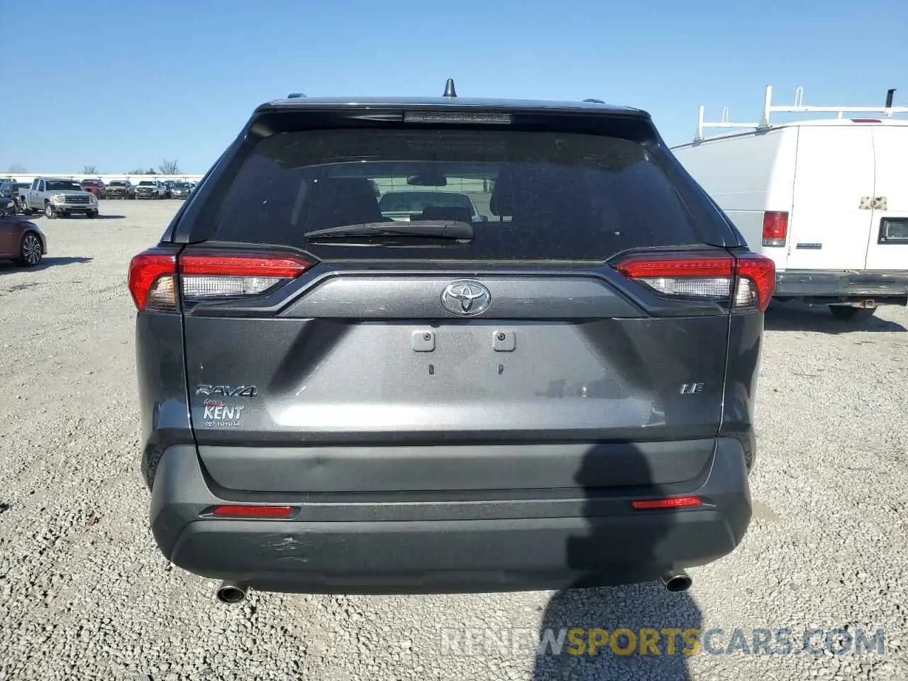 6 Photograph of a damaged car 2T3H1RFV6MC107242 TOYOTA RAV4 2021