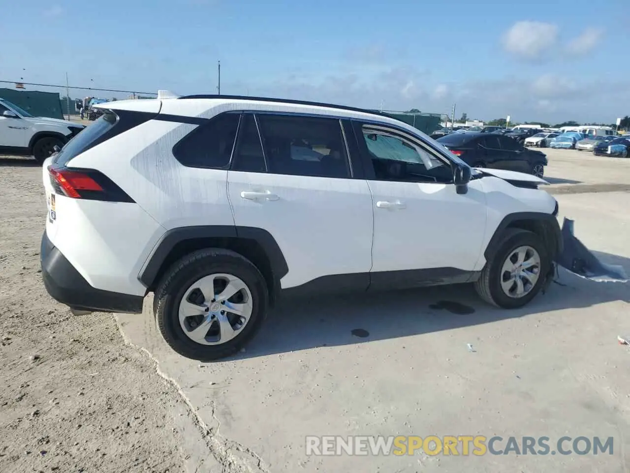 3 Фотография поврежденного автомобиля 2T3H1RFV6MC116250 TOYOTA RAV4 2021