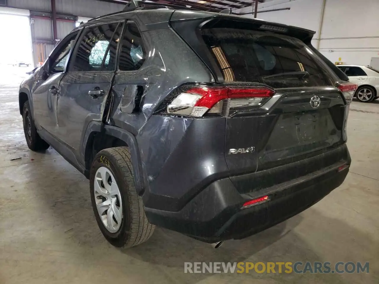 3 Photograph of a damaged car 2T3H1RFV6MC123327 TOYOTA RAV4 2021