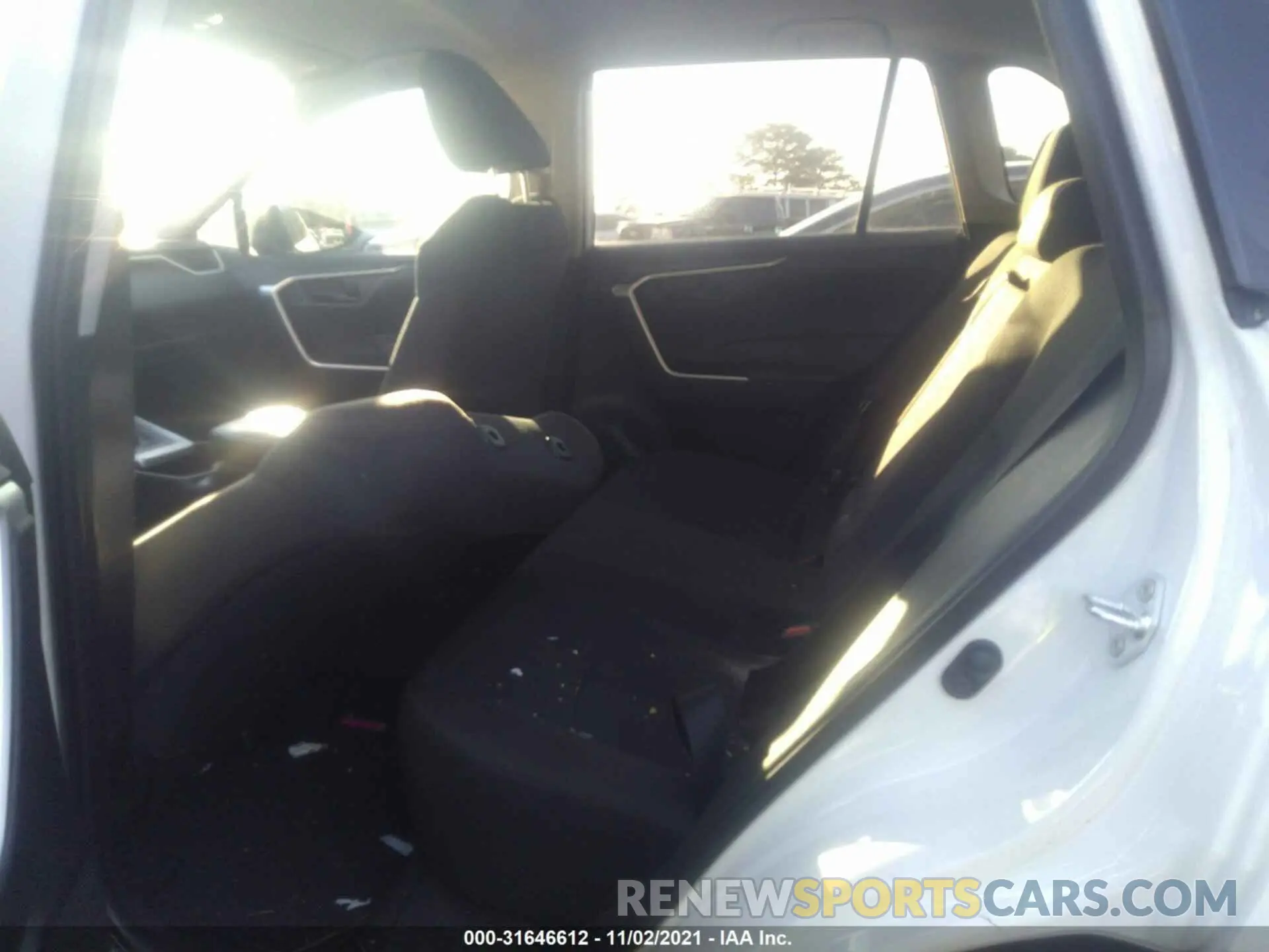 8 Photograph of a damaged car 2T3H1RFV6MC137759 TOYOTA RAV4 2021