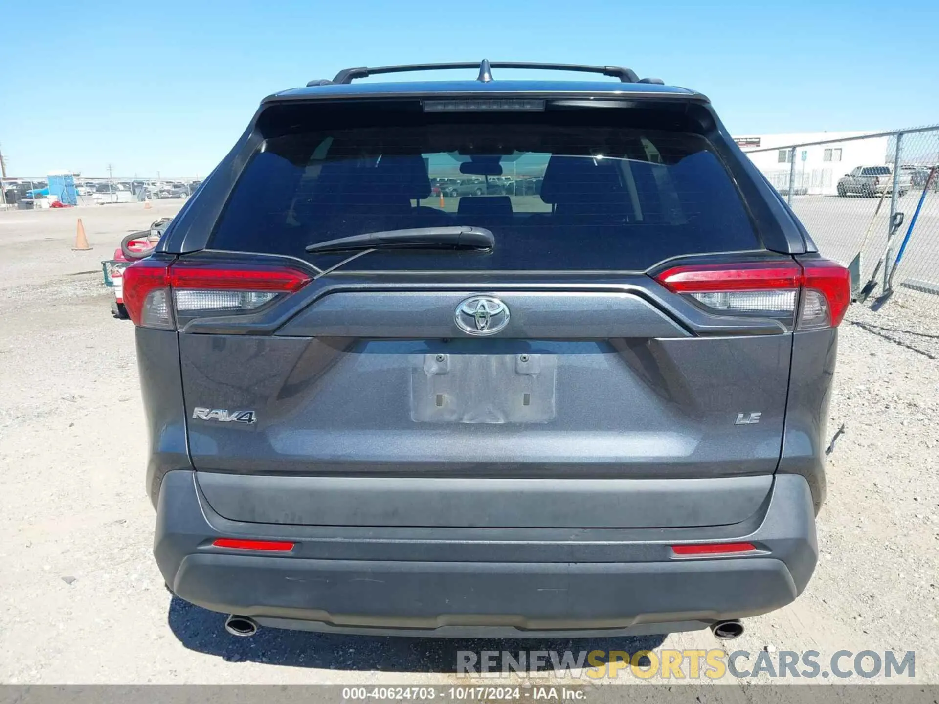 16 Photograph of a damaged car 2T3H1RFV6MC143819 TOYOTA RAV4 2021