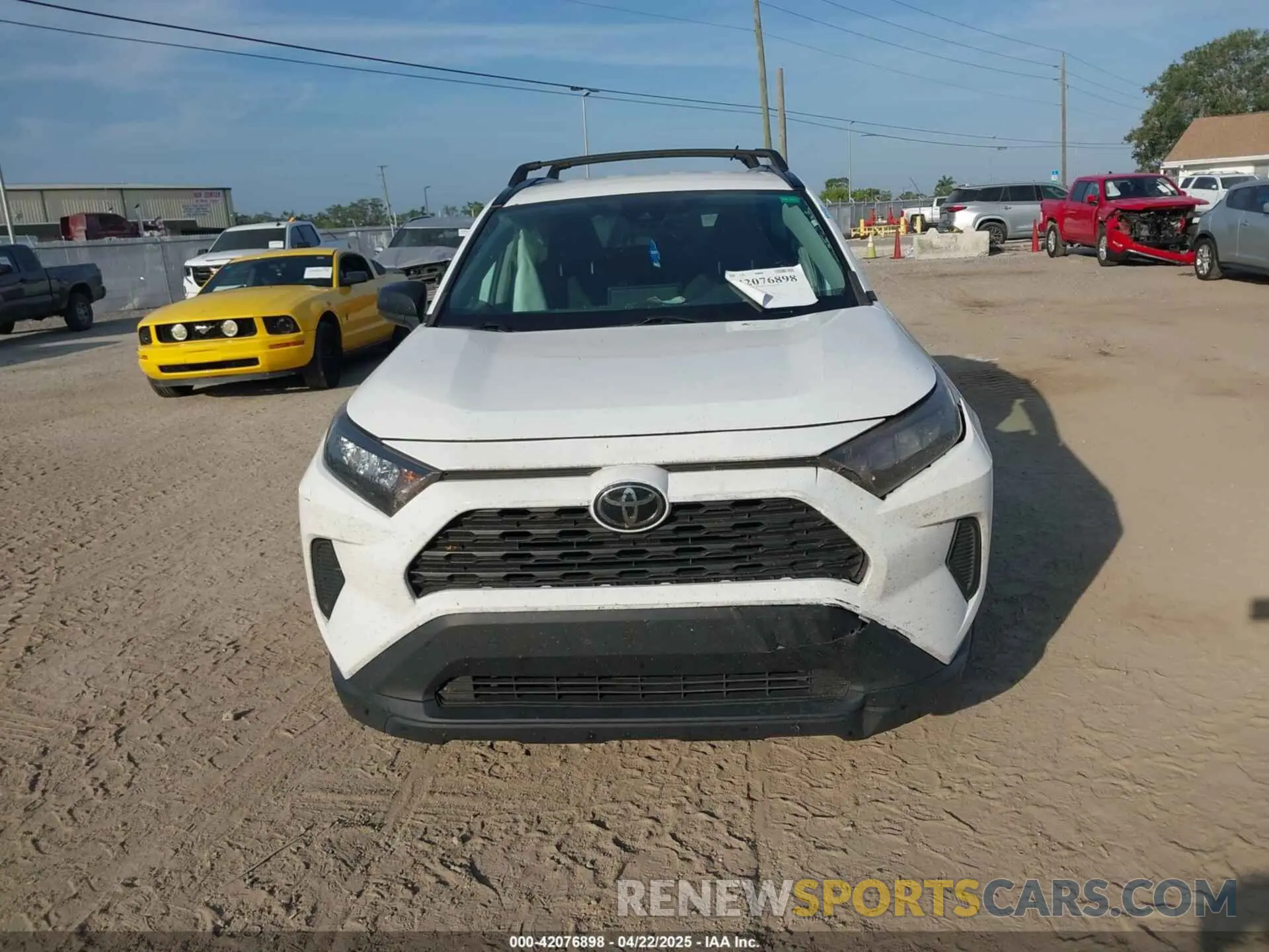 13 Photograph of a damaged car 2T3H1RFV6MC166453 TOYOTA RAV4 2021