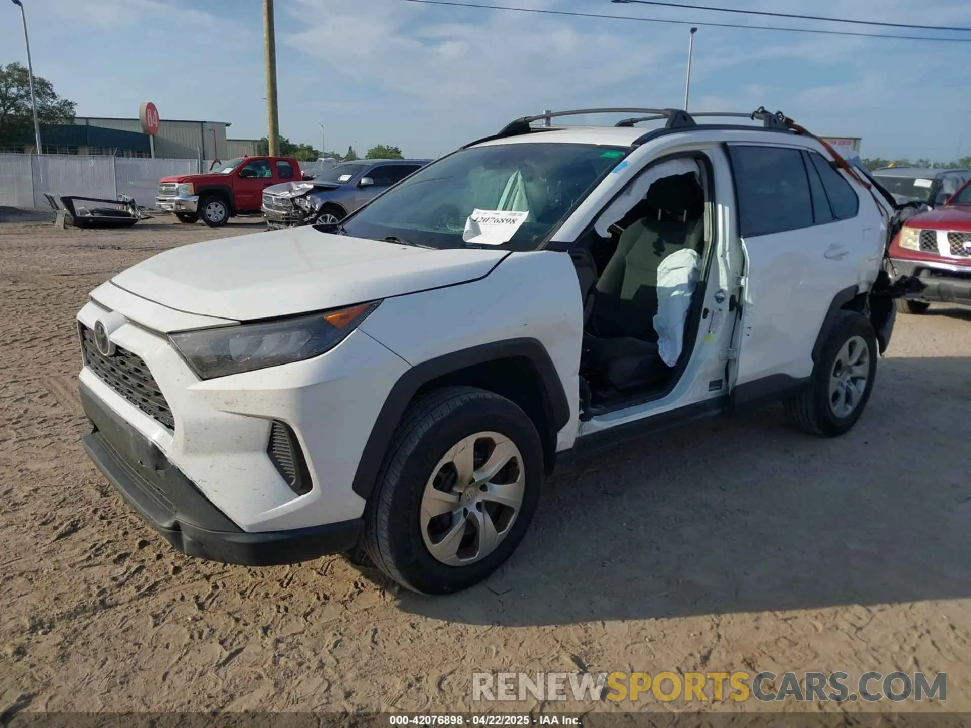2 Photograph of a damaged car 2T3H1RFV6MC166453 TOYOTA RAV4 2021