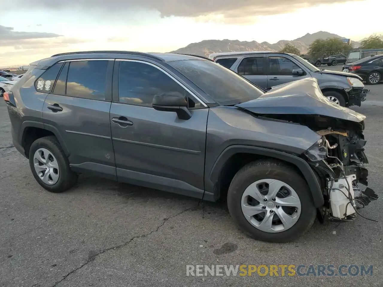 4 Фотография поврежденного автомобиля 2T3H1RFV7MC147104 TOYOTA RAV4 2021