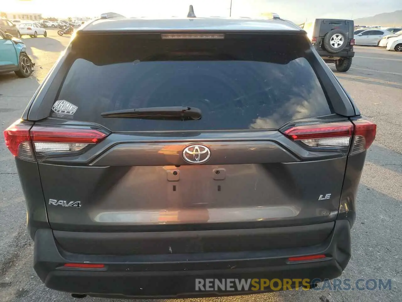 6 Фотография поврежденного автомобиля 2T3H1RFV7MC147104 TOYOTA RAV4 2021