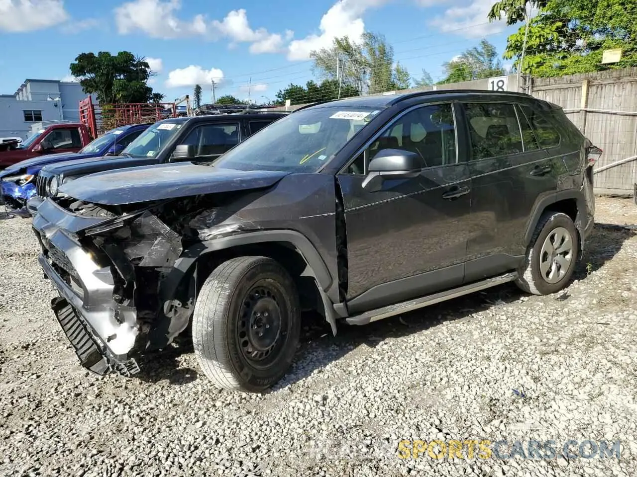 1 Photograph of a damaged car 2T3H1RFV7MC157549 TOYOTA RAV4 2021