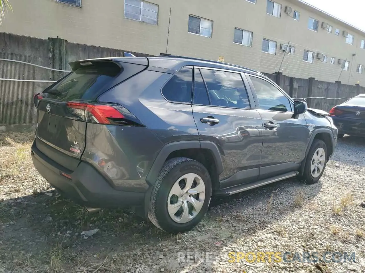 3 Photograph of a damaged car 2T3H1RFV7MC157549 TOYOTA RAV4 2021