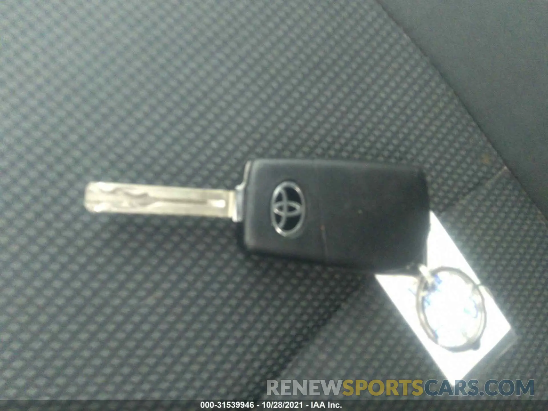 11 Photograph of a damaged car 2T3H1RFV8MC100616 TOYOTA RAV4 2021