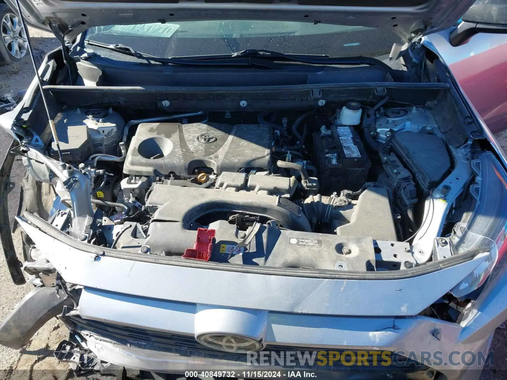 10 Photograph of a damaged car 2T3H1RFV9MC136363 TOYOTA RAV4 2021