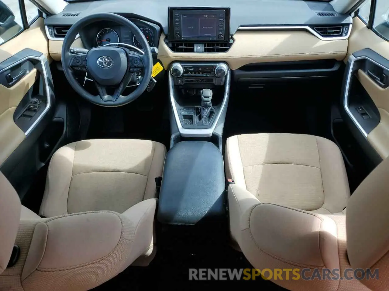 8 Photograph of a damaged car 2T3H1RFV9MC152014 TOYOTA RAV4 2021
