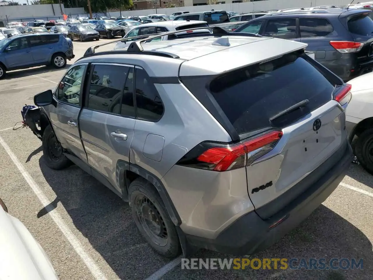 2 Фотография поврежденного автомобиля 2T3H1RFV9MC167614 TOYOTA RAV4 2021