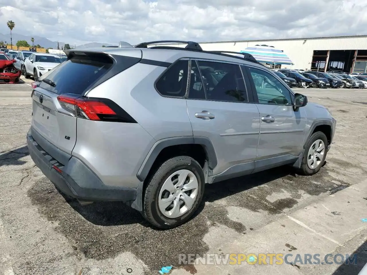 3 Фотография поврежденного автомобиля 2T3H1RFV9MC167614 TOYOTA RAV4 2021