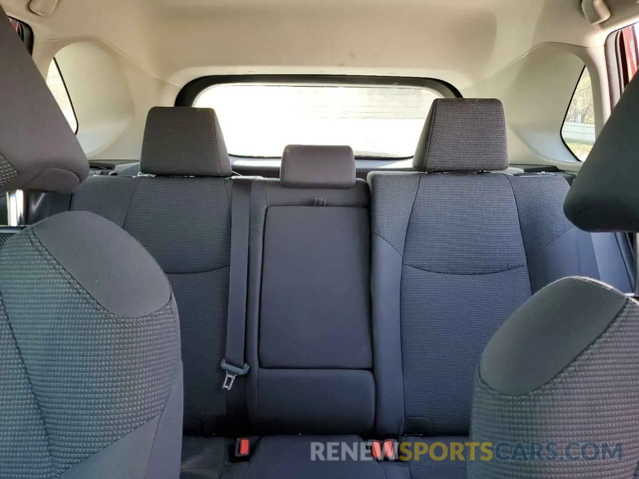 10 Фотография поврежденного автомобиля 2T3H1RFV9MW159351 TOYOTA RAV4 2021