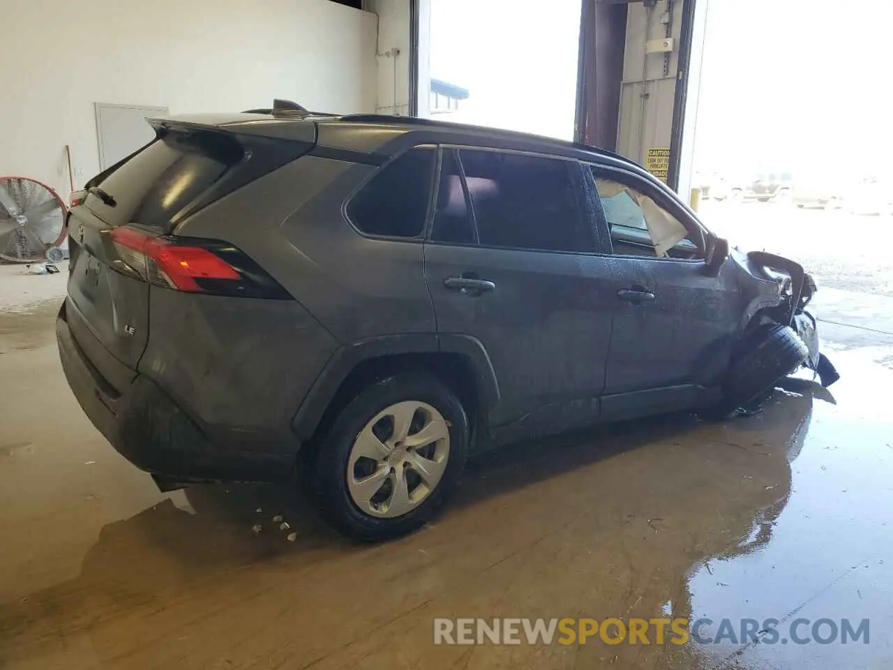 3 Photograph of a damaged car 2T3H1RFVXMC100049 TOYOTA RAV4 2021