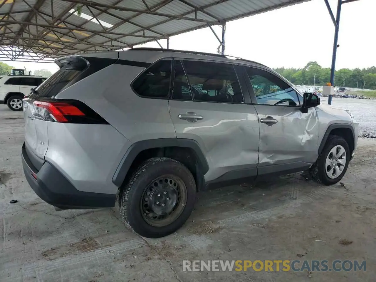 3 Photograph of a damaged car 2T3H1RFVXMC118387 TOYOTA RAV4 2021