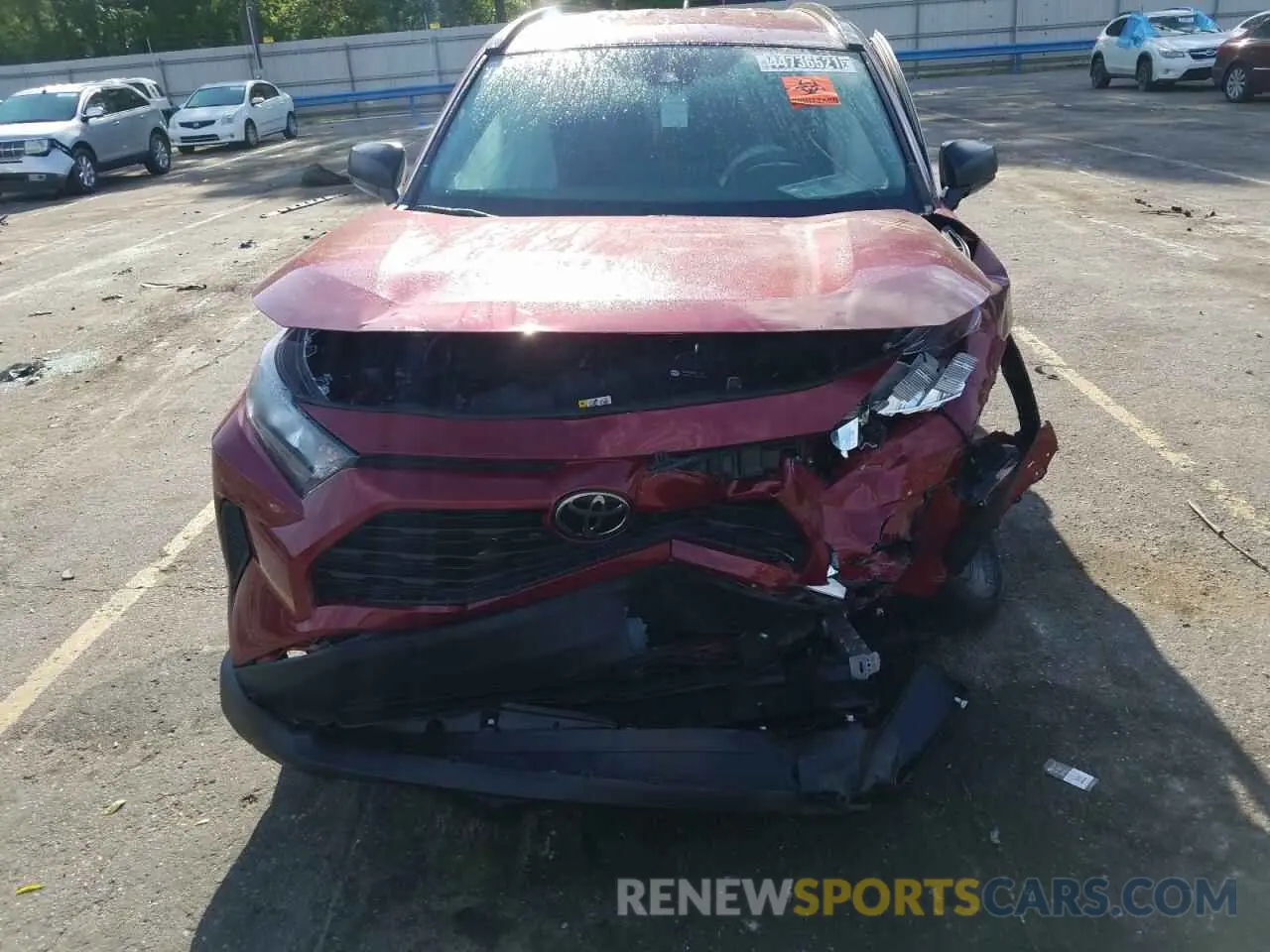 9 Photograph of a damaged car 2T3H1RFVXMW135110 TOYOTA RAV4 2021