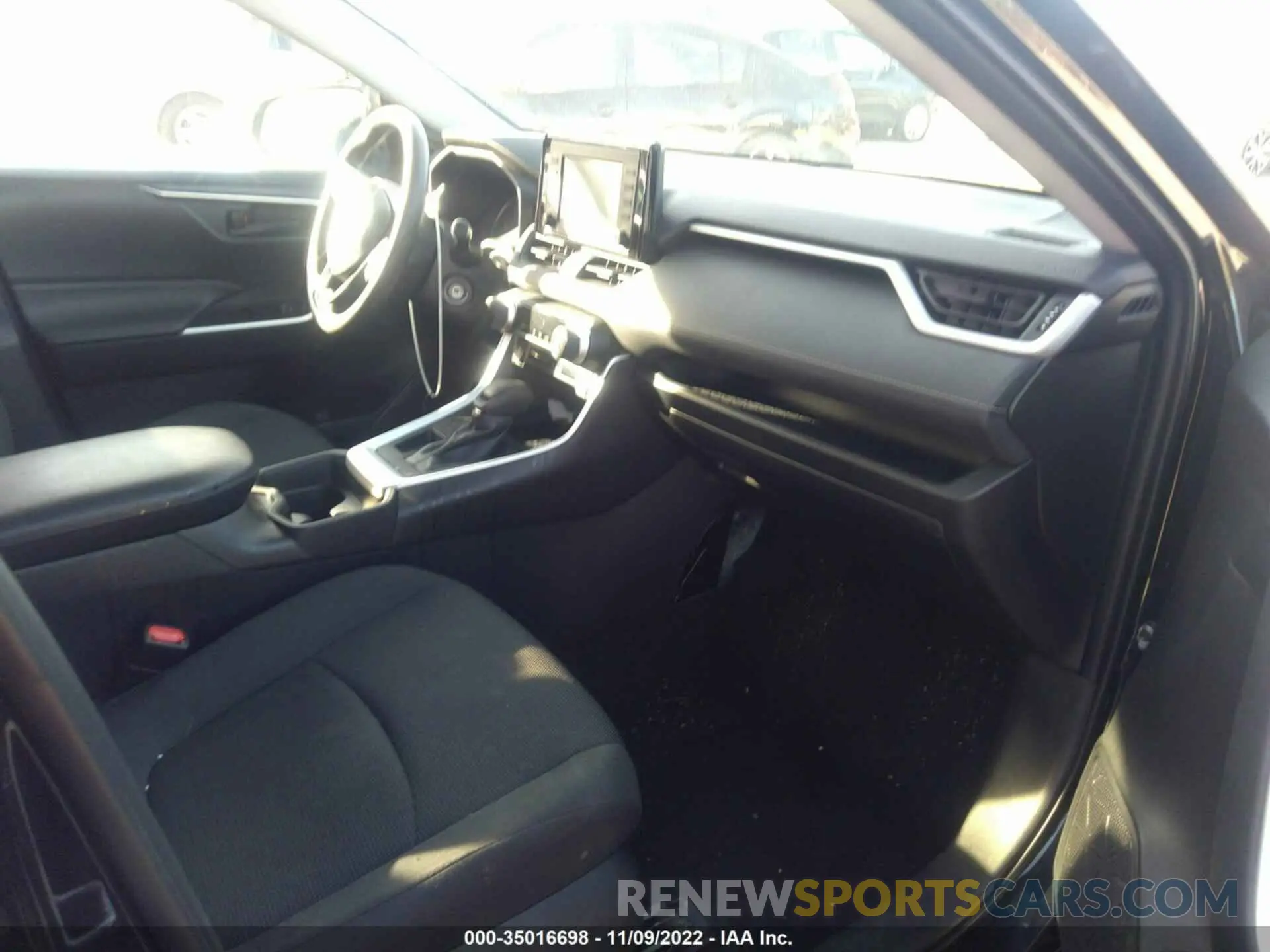 5 Фотография поврежденного автомобиля 2T3H1RFVXMW142011 TOYOTA RAV4 2021