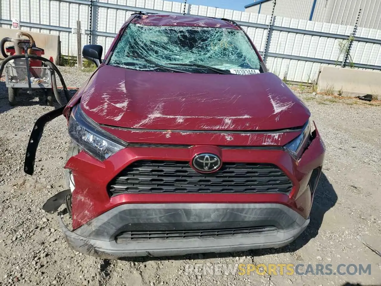 5 Photograph of a damaged car 2T3H1RFVXMW148827 TOYOTA RAV4 2021
