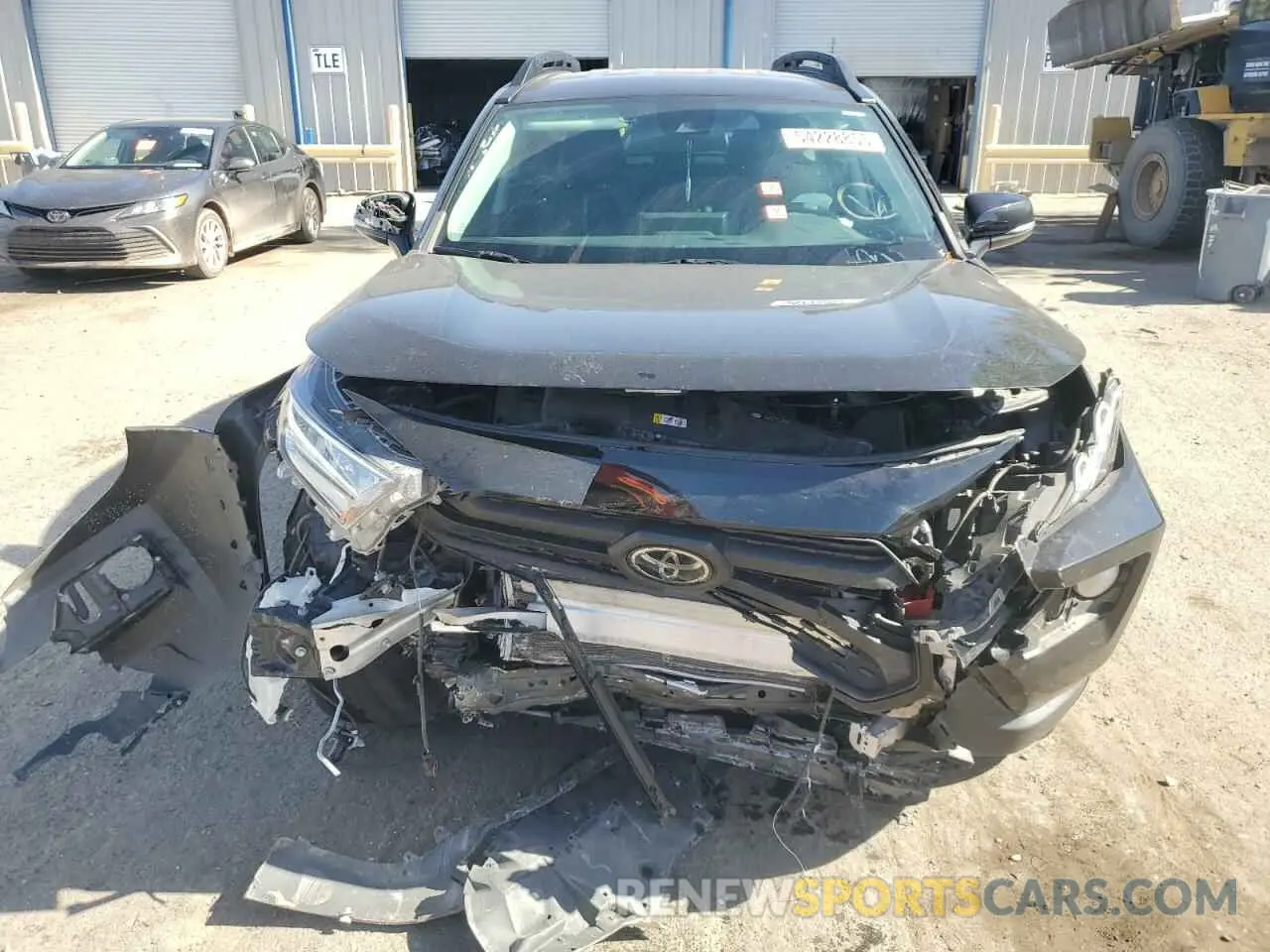 5 Photograph of a damaged car 2T3J1RFV0MW178713 TOYOTA RAV4 2021