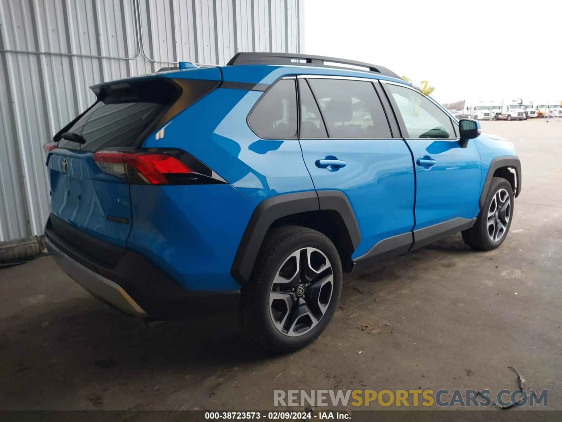 4 Фотография поврежденного автомобиля 2T3J1RFV3MW247409 TOYOTA RAV4 2021