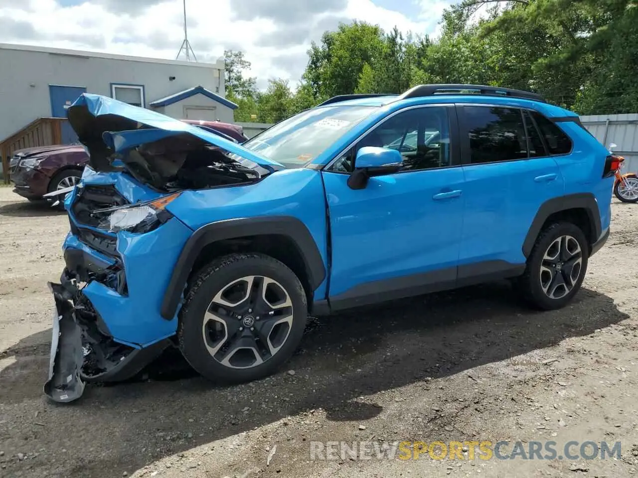 1 Photograph of a damaged car 2T3J1RFV8MW162663 TOYOTA RAV4 2021