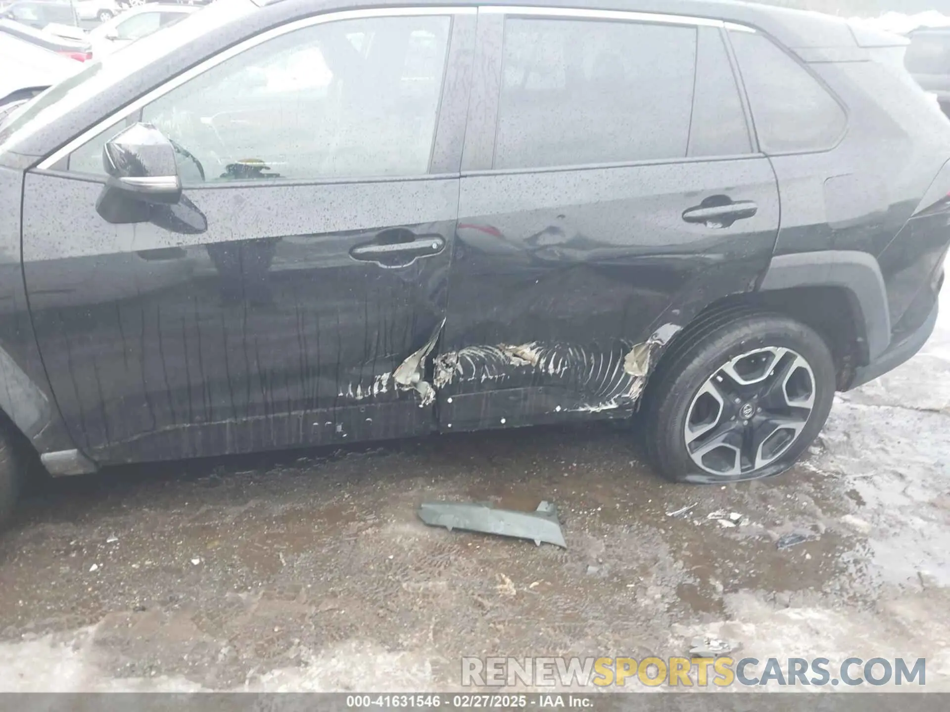 6 Photograph of a damaged car 2T3J1RFV9MW155379 TOYOTA RAV4 2021