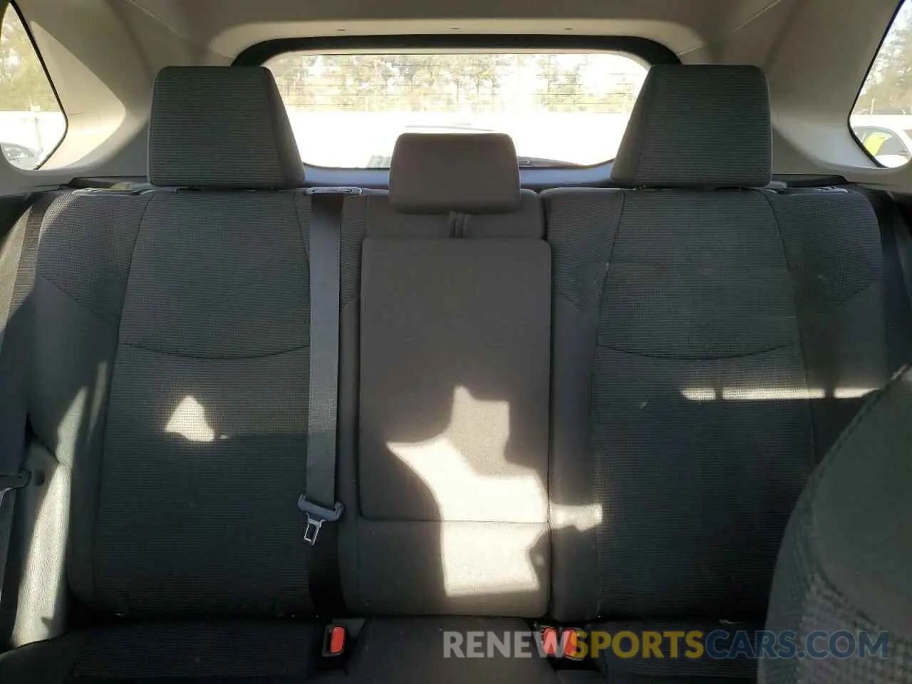 10 Фотография поврежденного автомобиля 2T3K1RFV6MC092621 TOYOTA RAV4 2021
