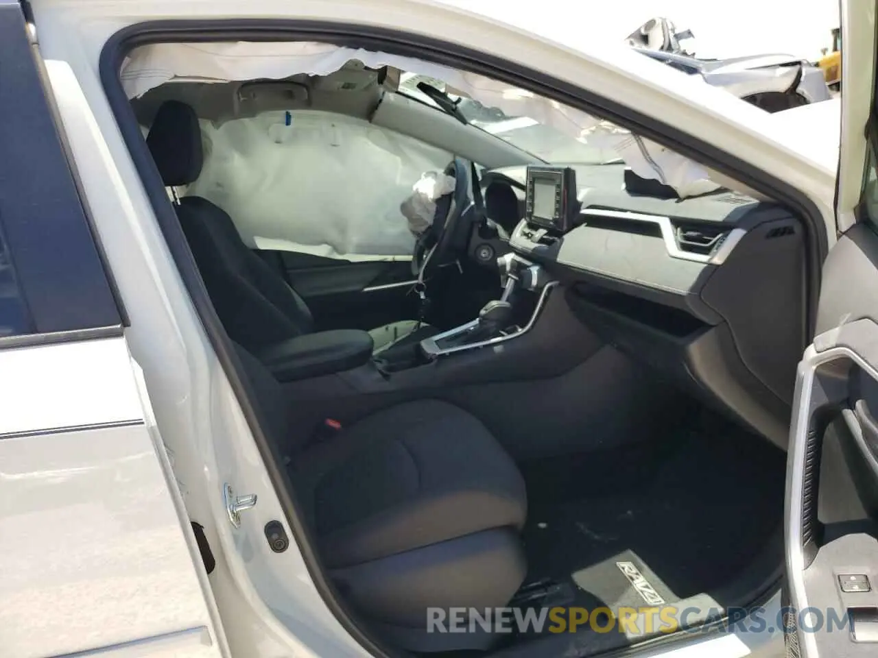 5 Фотография поврежденного автомобиля 2T3K1RFV6MC132759 TOYOTA RAV4 2021