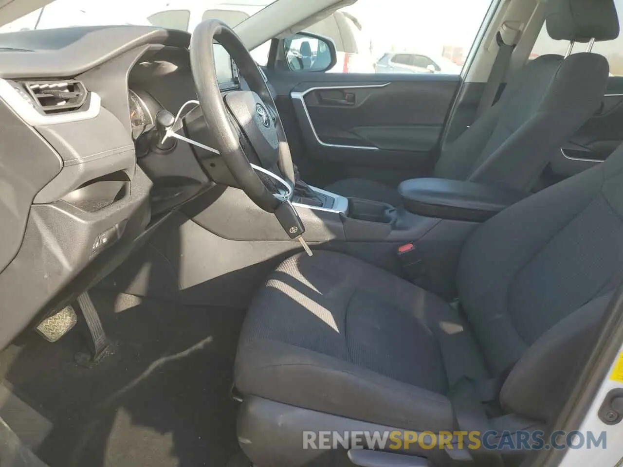 7 Фотография поврежденного автомобиля 2T3K1RFV6MW126345 TOYOTA RAV4 2021