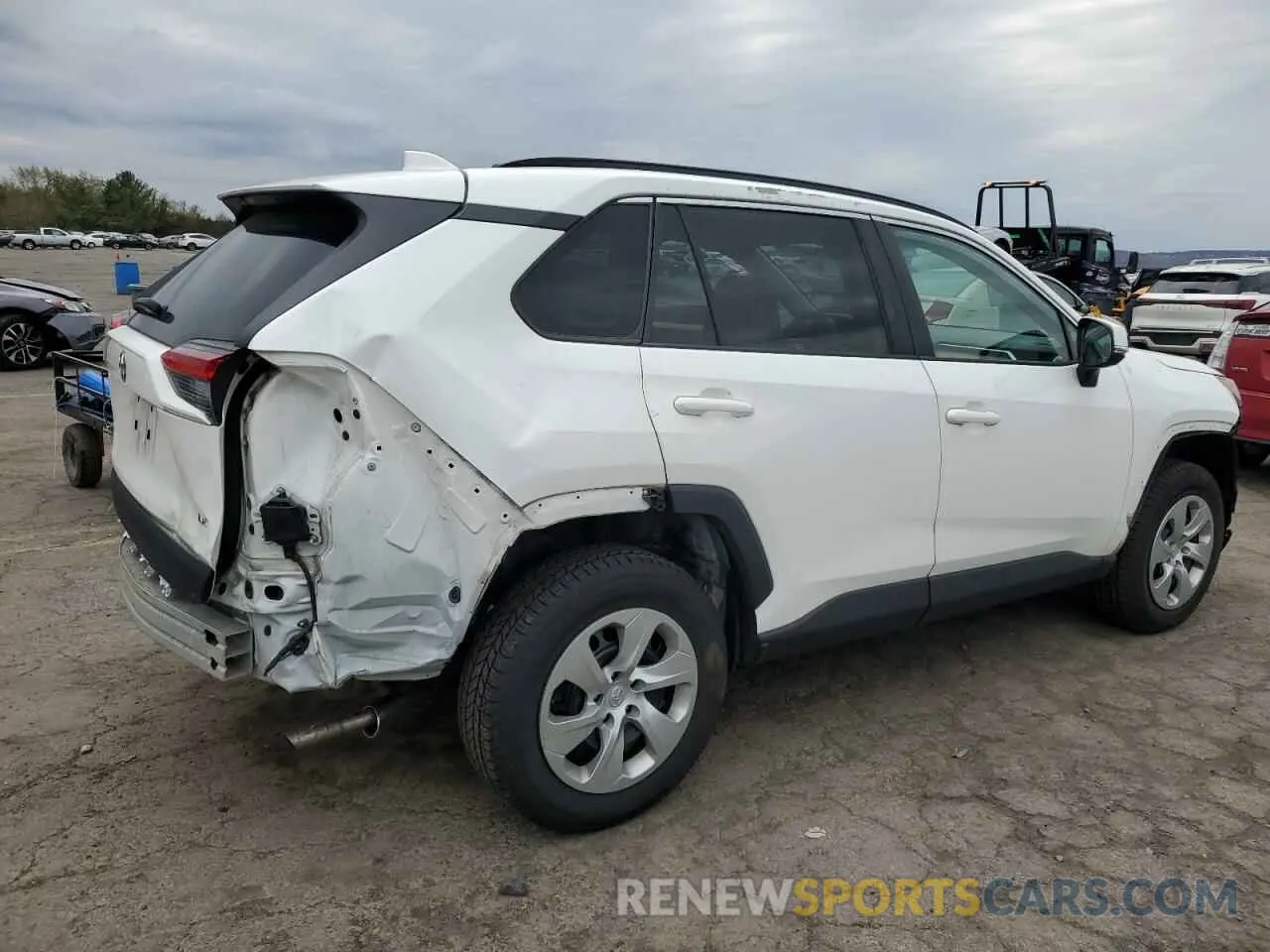 3 Фотография поврежденного автомобиля 2T3K1RFV7MC160196 TOYOTA RAV4 2021